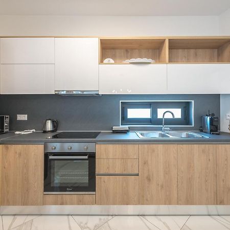 Newly Renovated Apt In The Heart Of Kerameikos Athén Kültér fotó